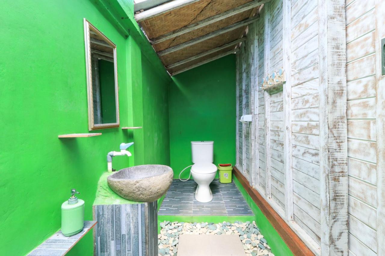 The Green Groves Hostel Lembongan Εξωτερικό φωτογραφία