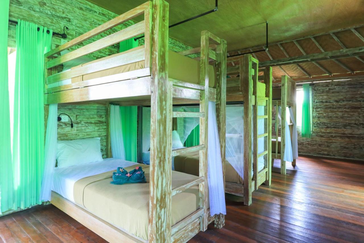 The Green Groves Hostel Lembongan Εξωτερικό φωτογραφία