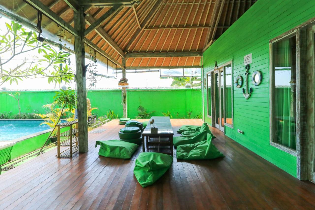 The Green Groves Hostel Lembongan Εξωτερικό φωτογραφία
