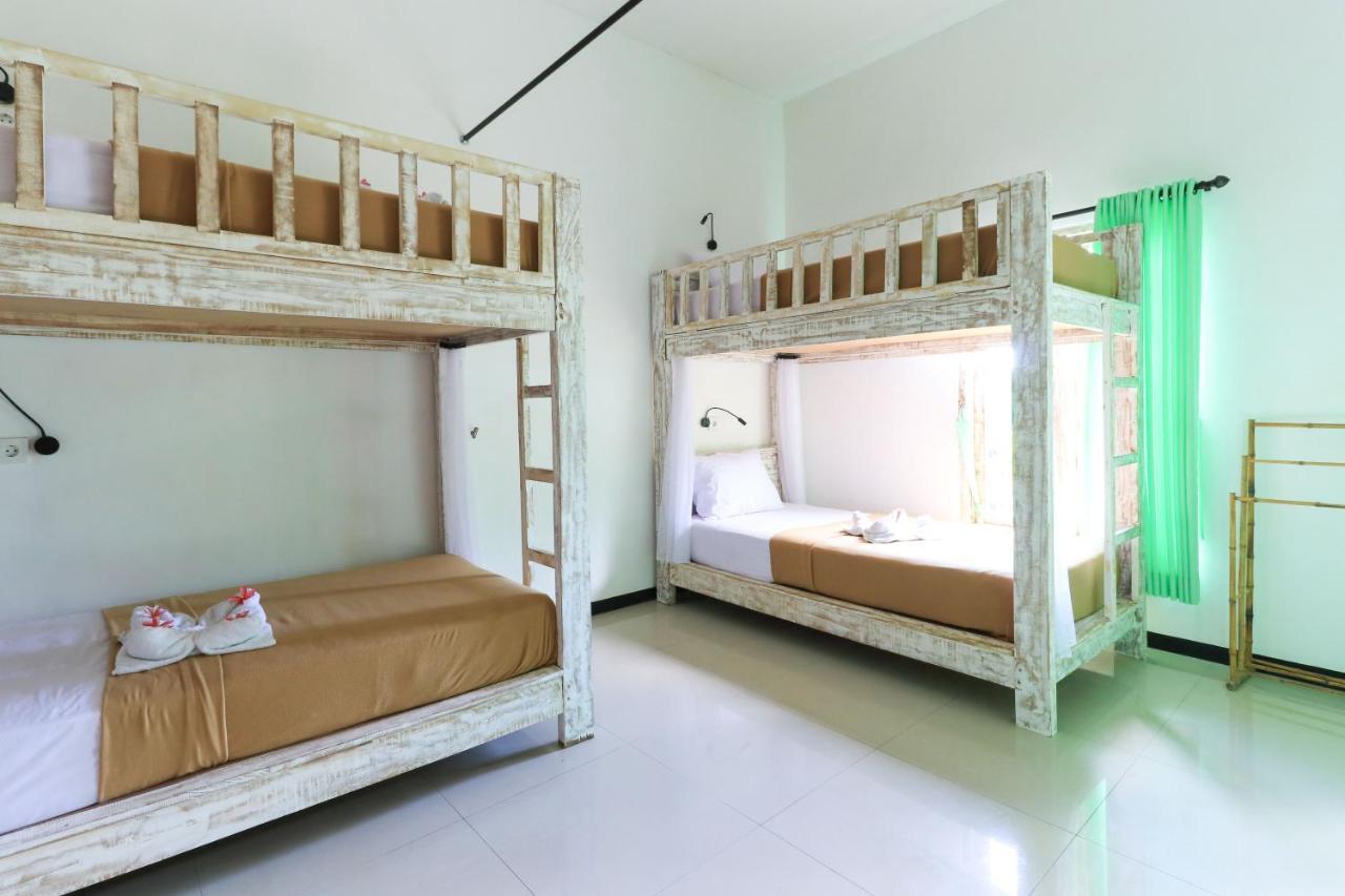 The Green Groves Hostel Lembongan Εξωτερικό φωτογραφία