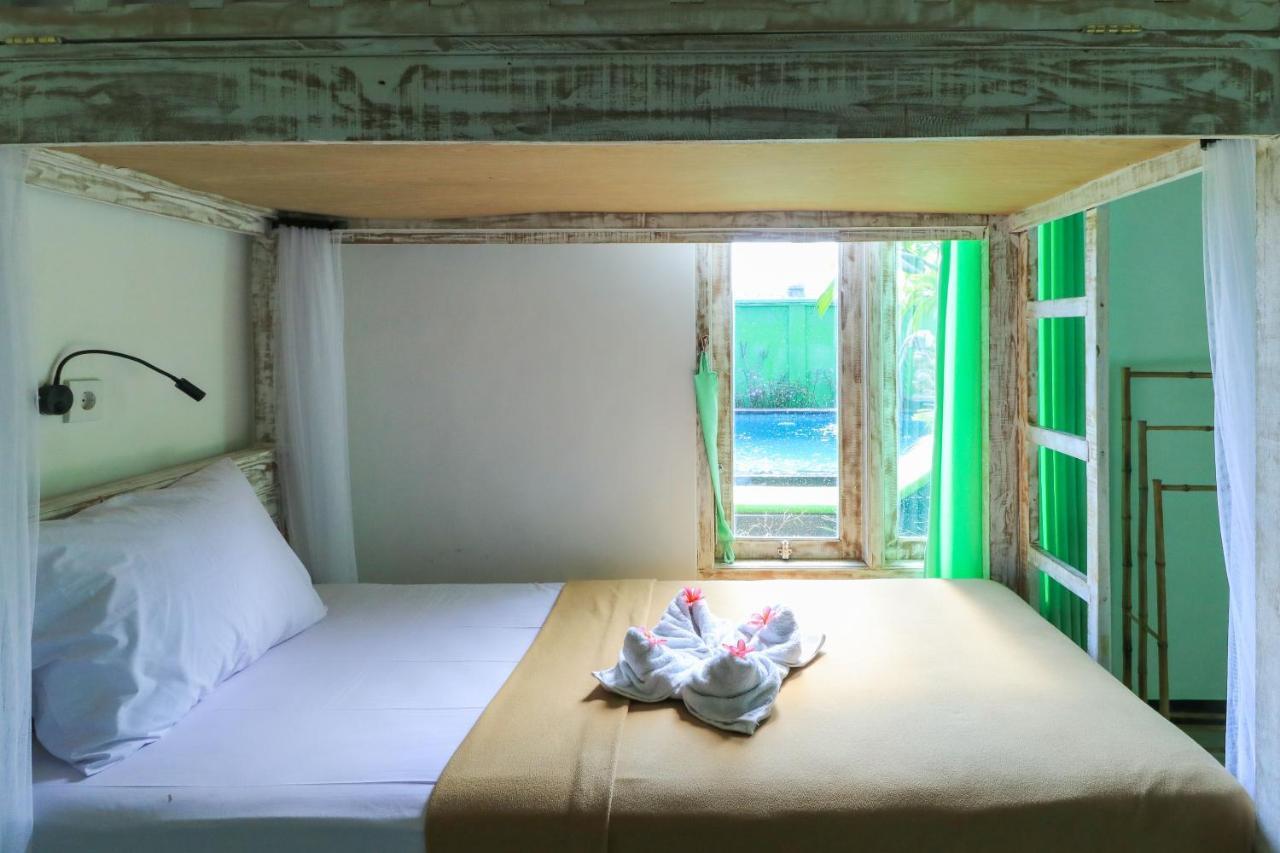 The Green Groves Hostel Lembongan Εξωτερικό φωτογραφία